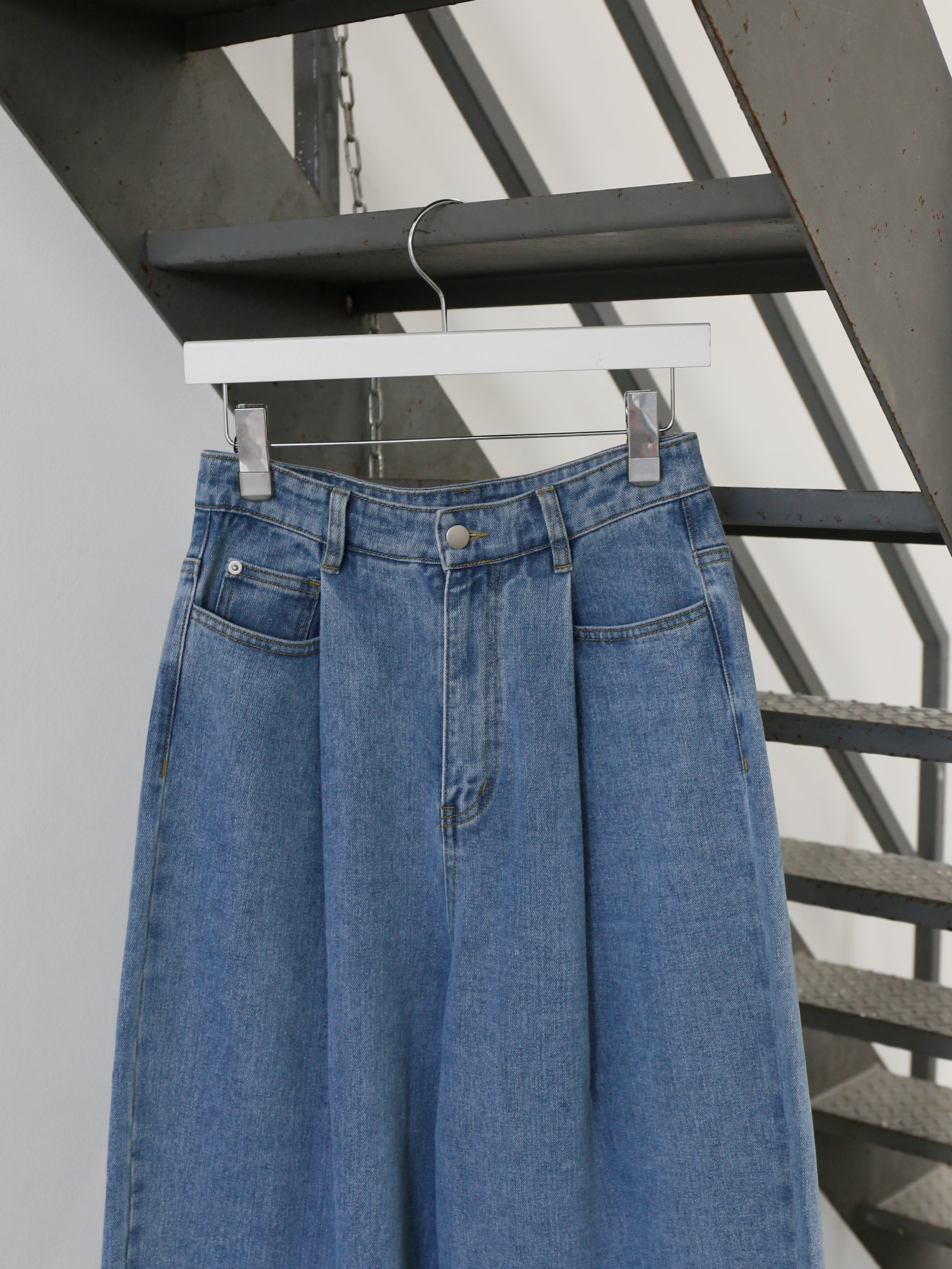 high-waist tuck denim | Katrin TOKYO