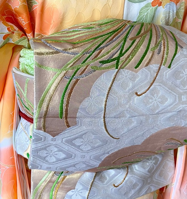 大正浪漫の菊の袋帯〉織り出し 黄緑 古典柄 乱菊 白系 金糸銀糸 | 和  