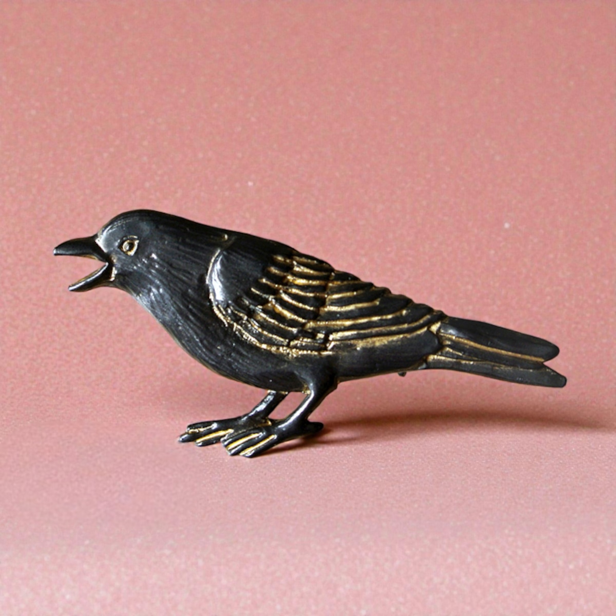 再入荷《鳥/カラス》 ブローチ ハシボソさん Palnart Poc パルナート