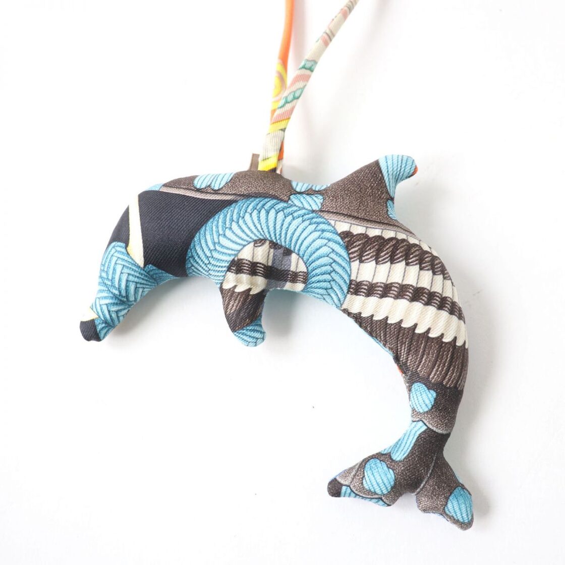 極美品☆HERMES エルメス プティアッシュ シルク イルカ ドルフィン  