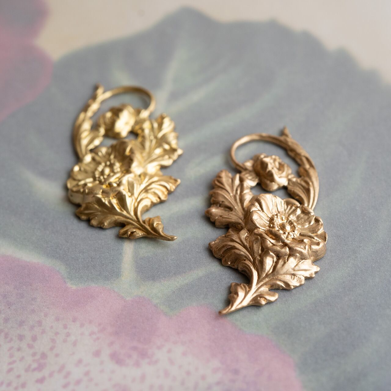 花のプレート(現行品・1ペア)