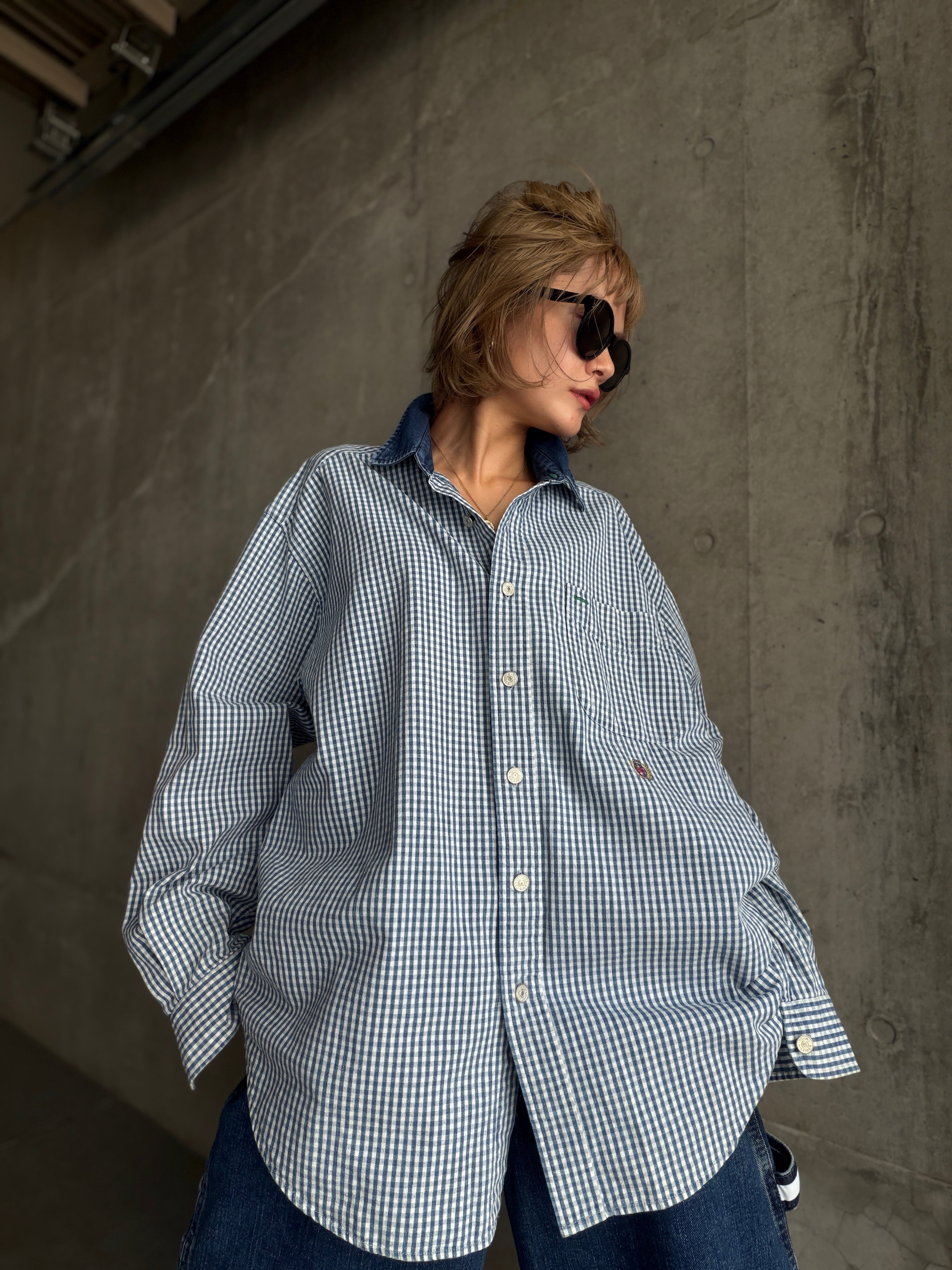 (SH1424)90’s TOMMY HILFIGER gingham check denim shirt