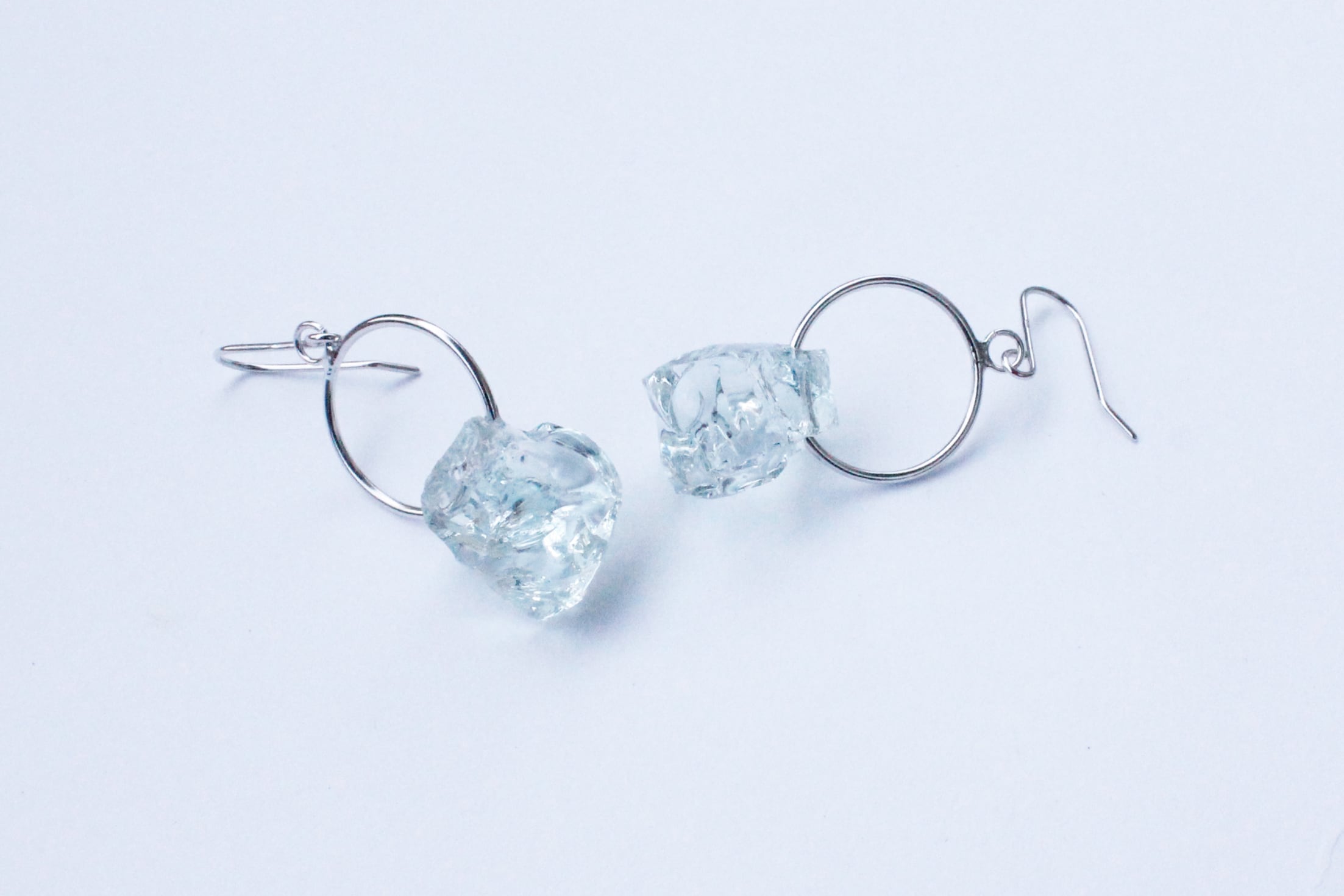 【イヤリング交換可能】FRAGMENT light blue