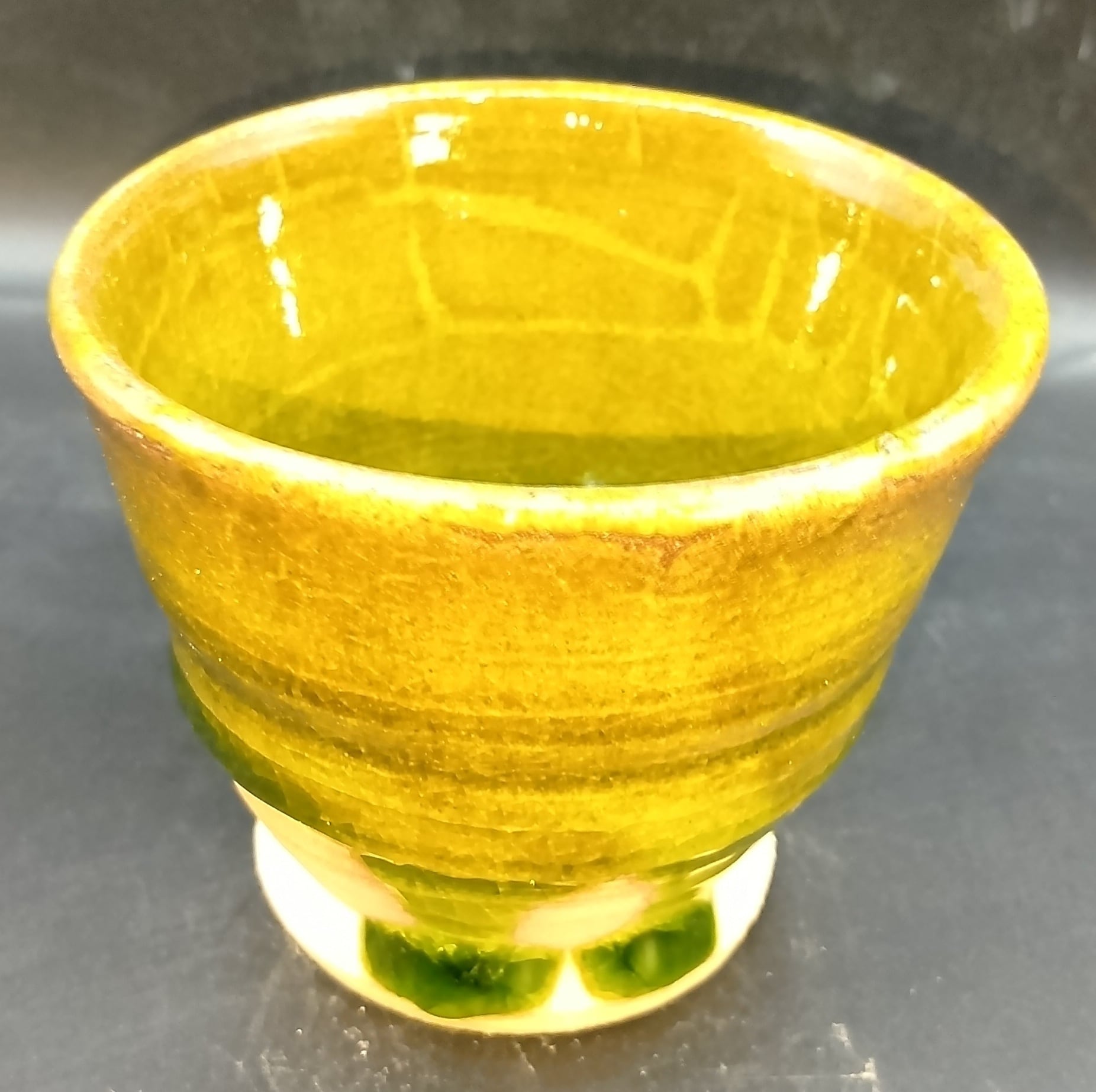 単色釉薬堆積彫刻カササギ梅花瓶 景徳鎮 ヴィンテージ クリーム