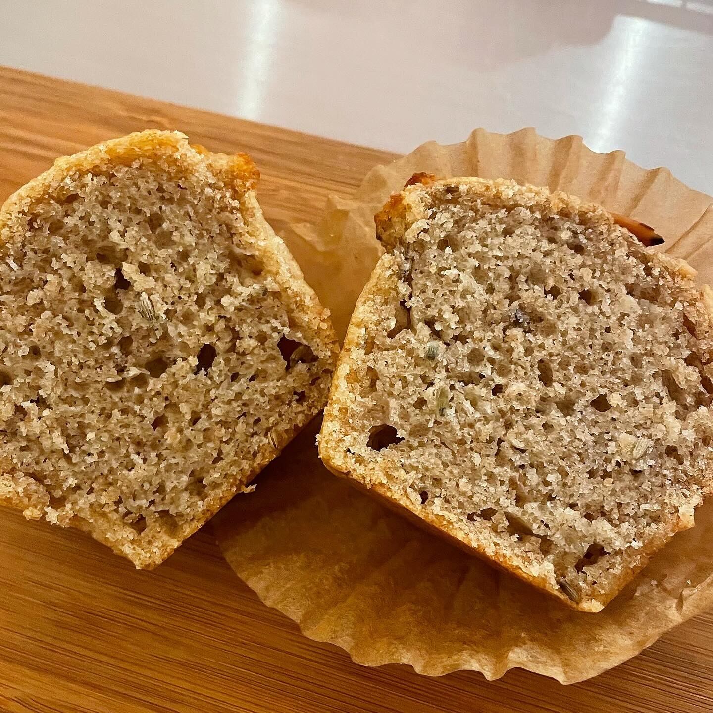 Einkorn&Spelt酵母マフィン（有機ラベンダー） | einkornbread