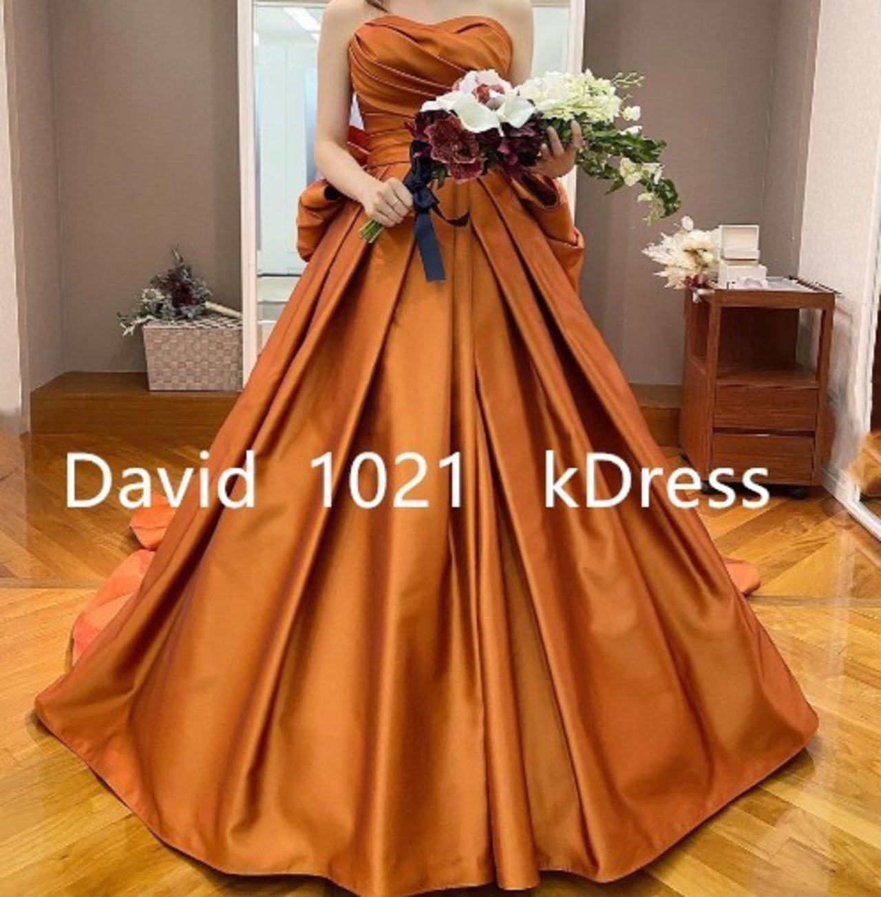 高品質！ パーティードレス トレンドの茶色テラコッタ ベアトップ  