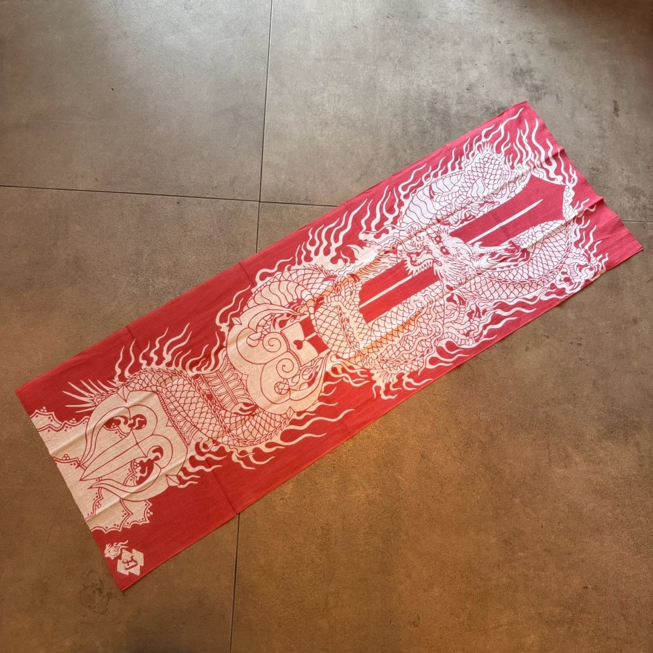 TENUGUI VERSION 伝統工芸 手ぬぐい KURIKARA side-A RED | RiverSide Base