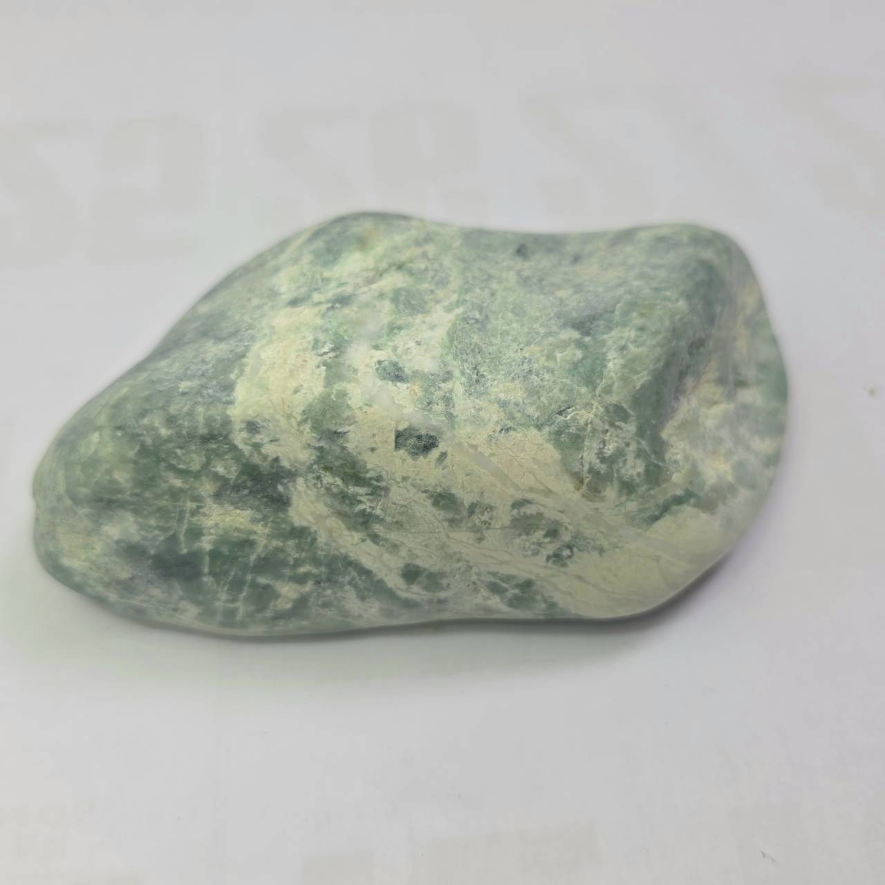 海石 | 糸魚川翡翠工芸家 赤羽可行BASE