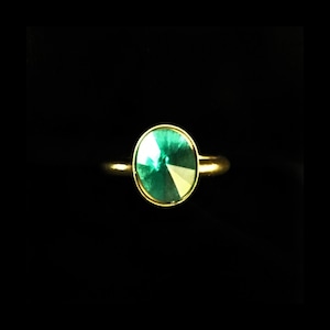 Green glass pointed oval ring