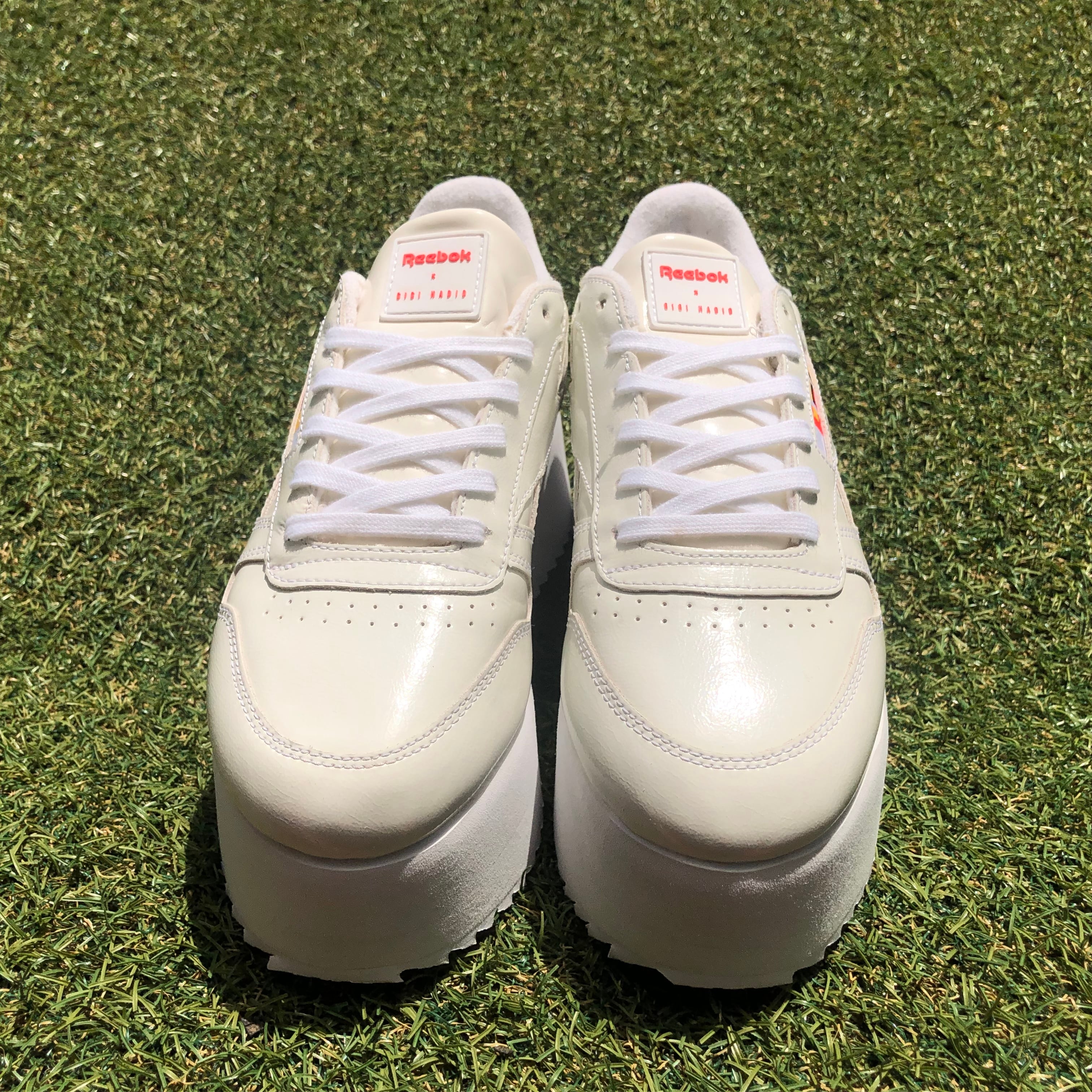 Reebok×GIGI HADID CLASSIC LEATHER TRIPLE PLATFORMリーボック×ジジ