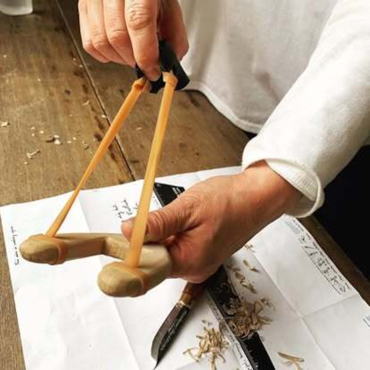 懐かしいおもちゃパチンコを自作できる 手作りキット PACHINKO WHITTLING DIY KIT