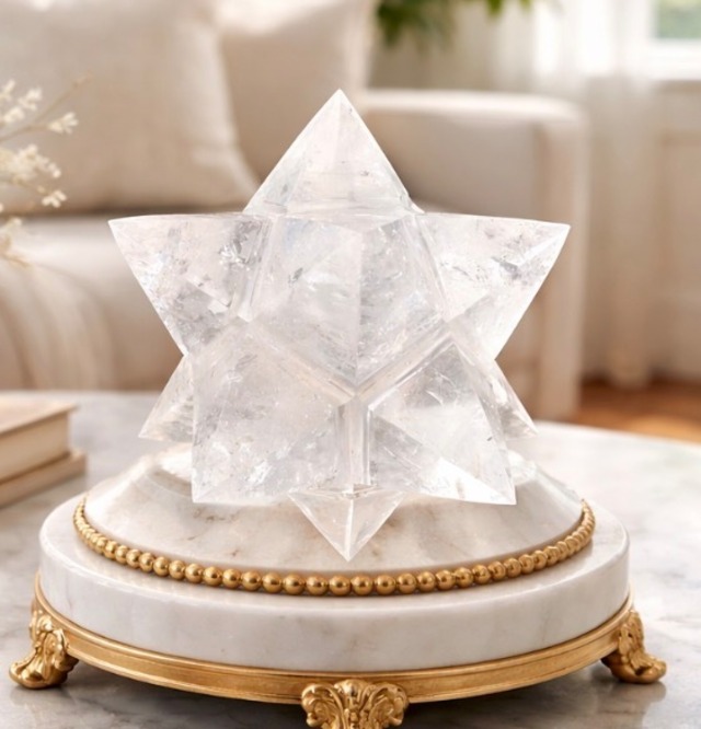 Merkaba star-shaped Himalayan quartz幸運のマカバスター型ヒマラヤ産水晶