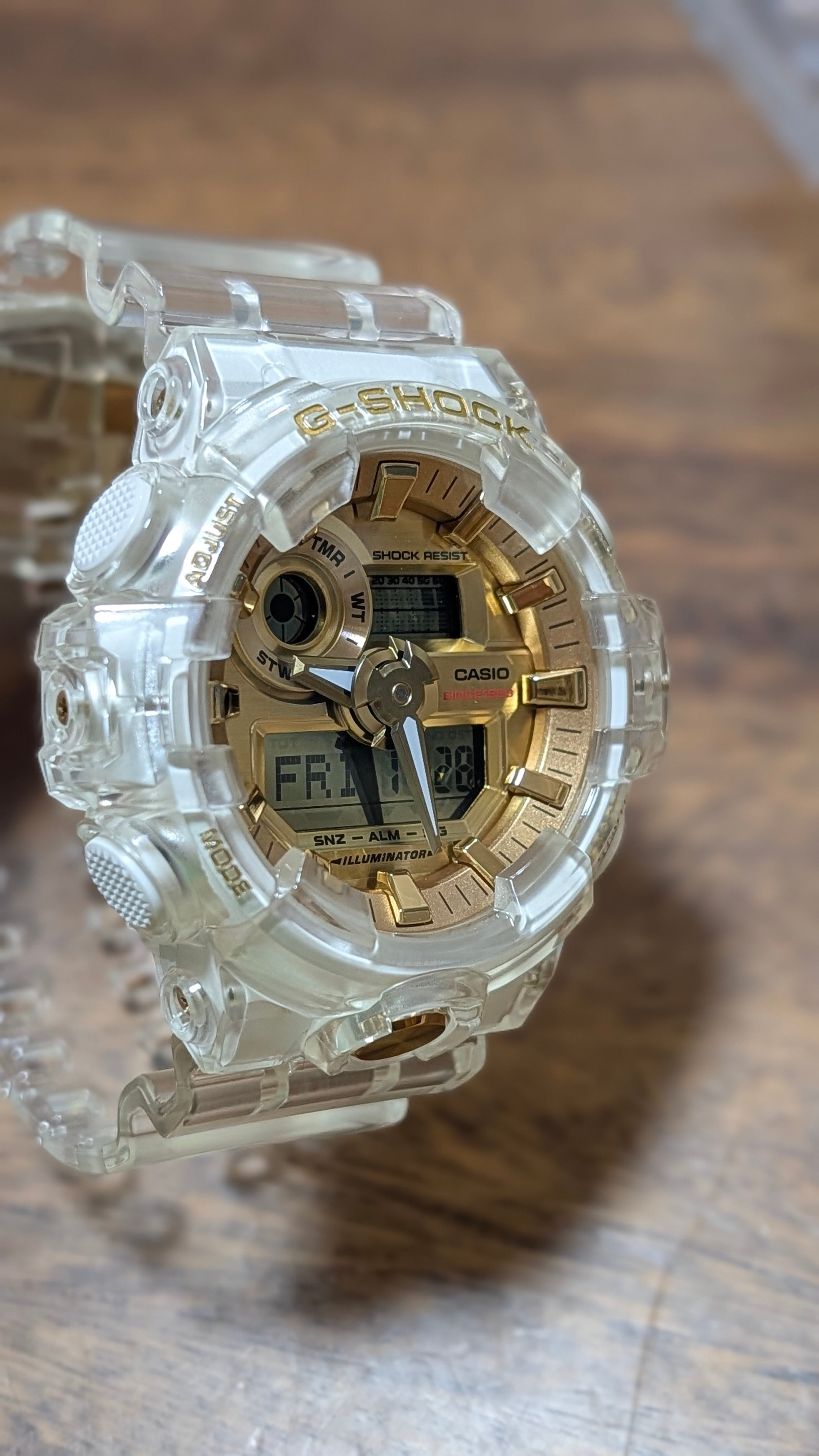 希少 G-SHOCK 35周年限定モデル GA-735E-7A | Watch over