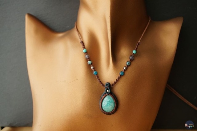 アマゾナイト(インド産)のマクラメネックレス  - leaping -