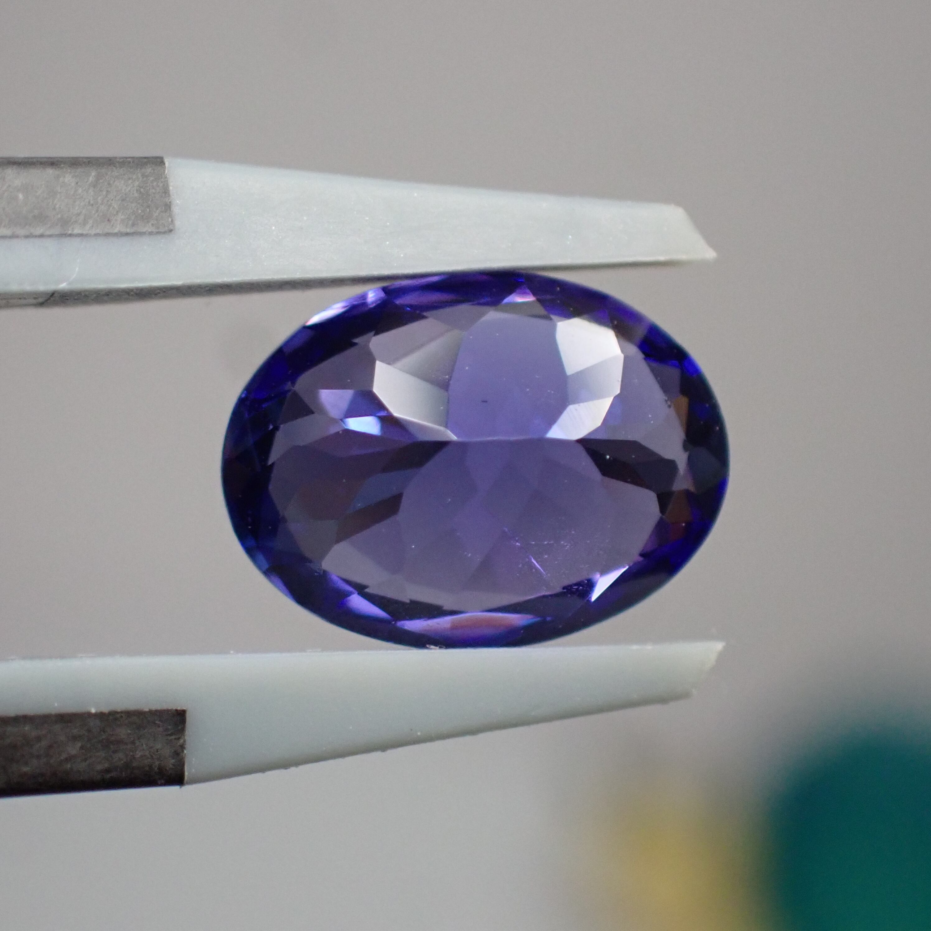 ほぼトップカラー☆多色性◎美しすぎる夜明けのタンザナイト 2.626ct 