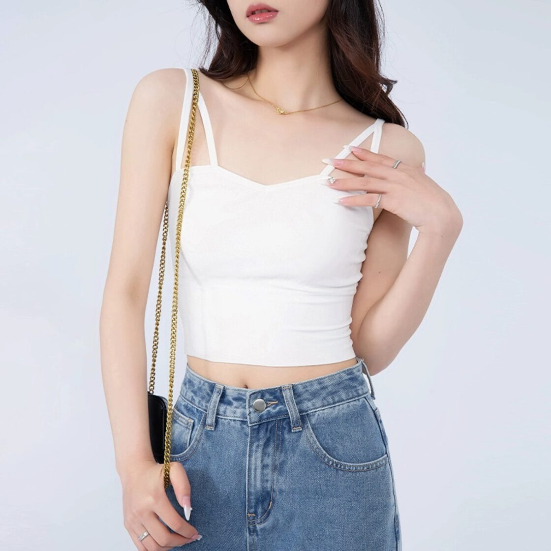 胸 美人