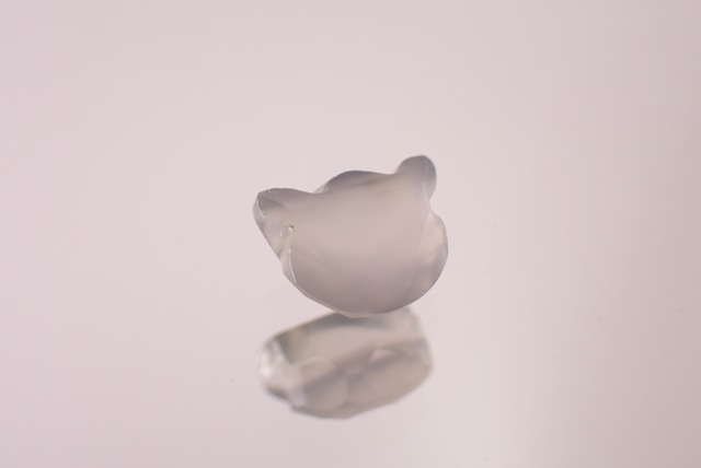 グレーカルセドニー(猫カット)　1.52ct　[D11‐372]