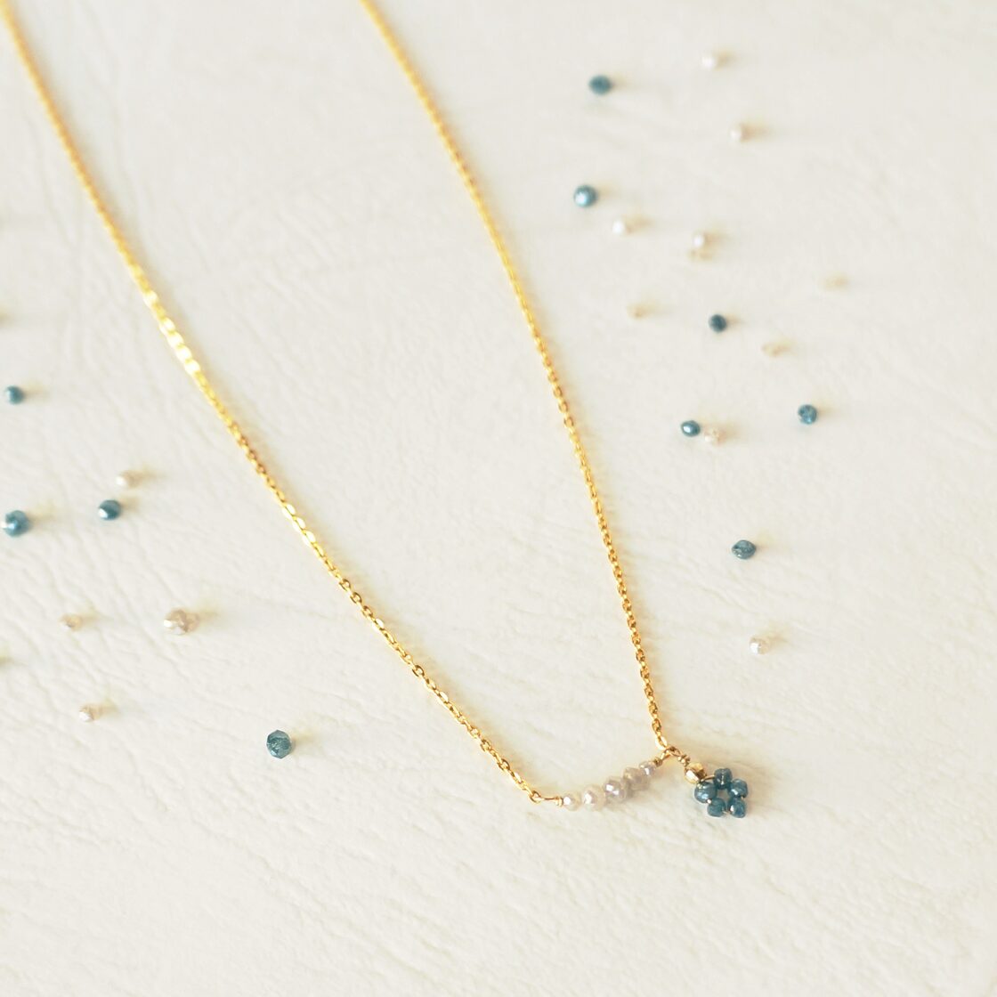 K10 心を解く小さな花 / Wednesday - Diamond necklace [ 7days series 