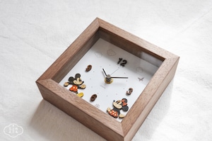 DISNEY wood parts clock  Mickey&Minnie .　　ディズニー　置き・掛け時計　　１２時までのご注文で最短翌日お届け