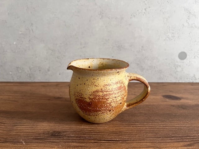 フユウ | ピッチャー クリーム