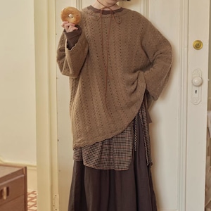 2色/フレア袖カットワーク刺繍ニット ・9954 2色/フレア袖カットワーク刺繍ニット ・9954