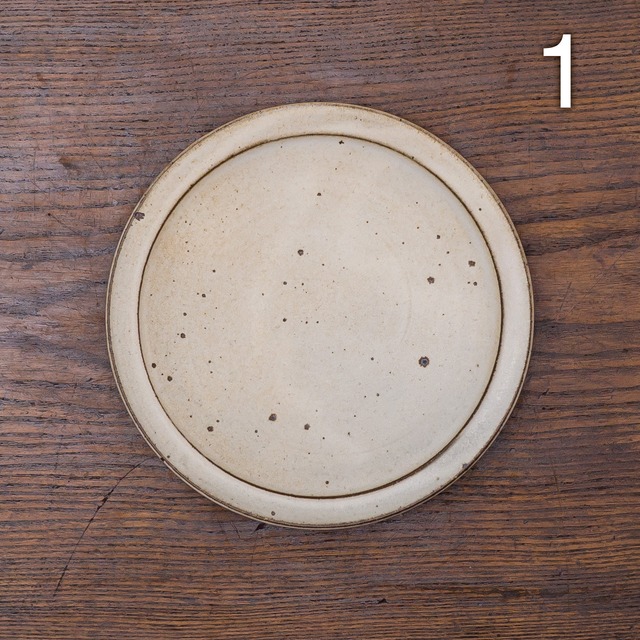 白マット釉 7寸プレート（中皿・粉引き・メインディッシュ）／くるり窯
