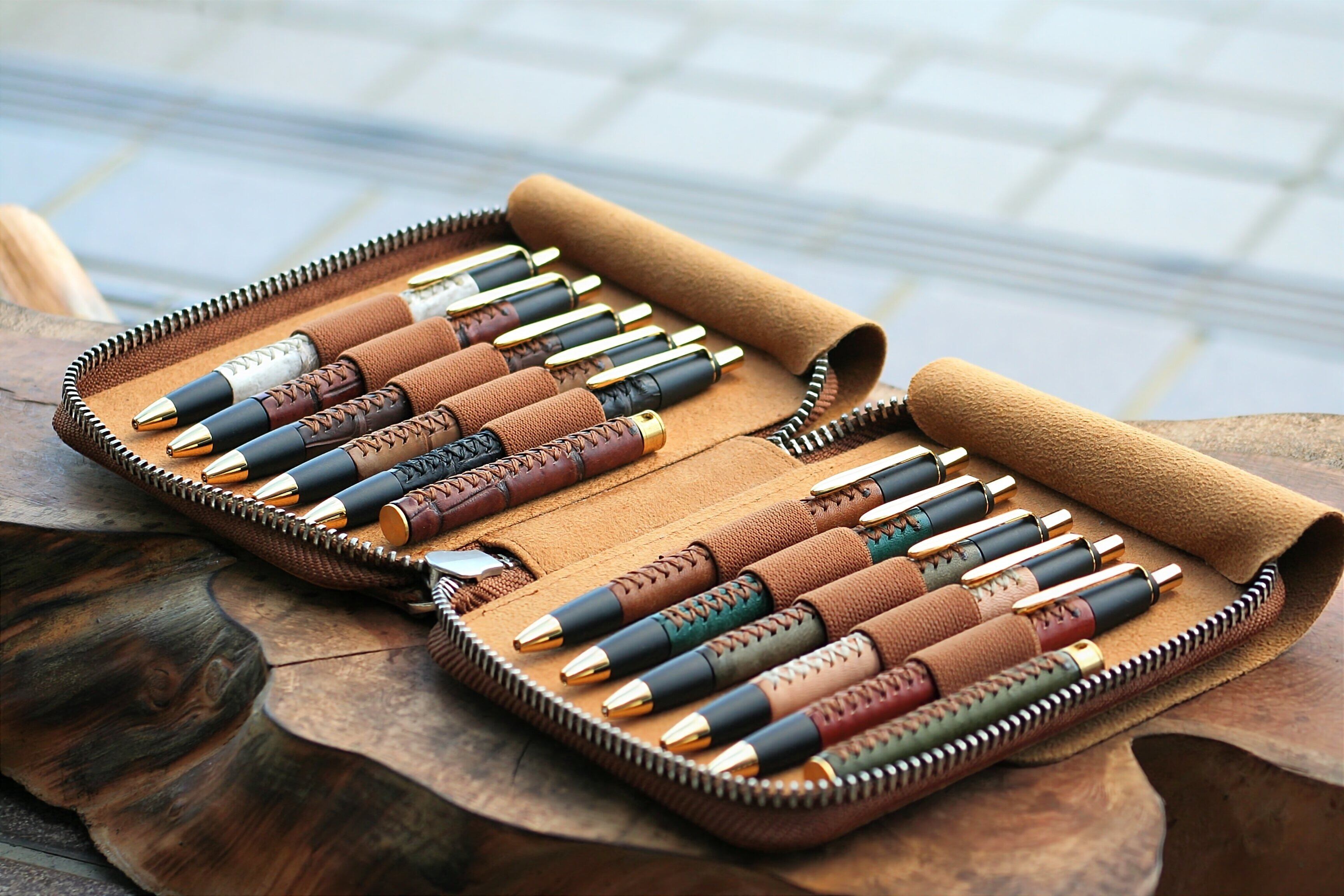 革軸ペン【ヌメ革 ナチュラル】 | Schicksal