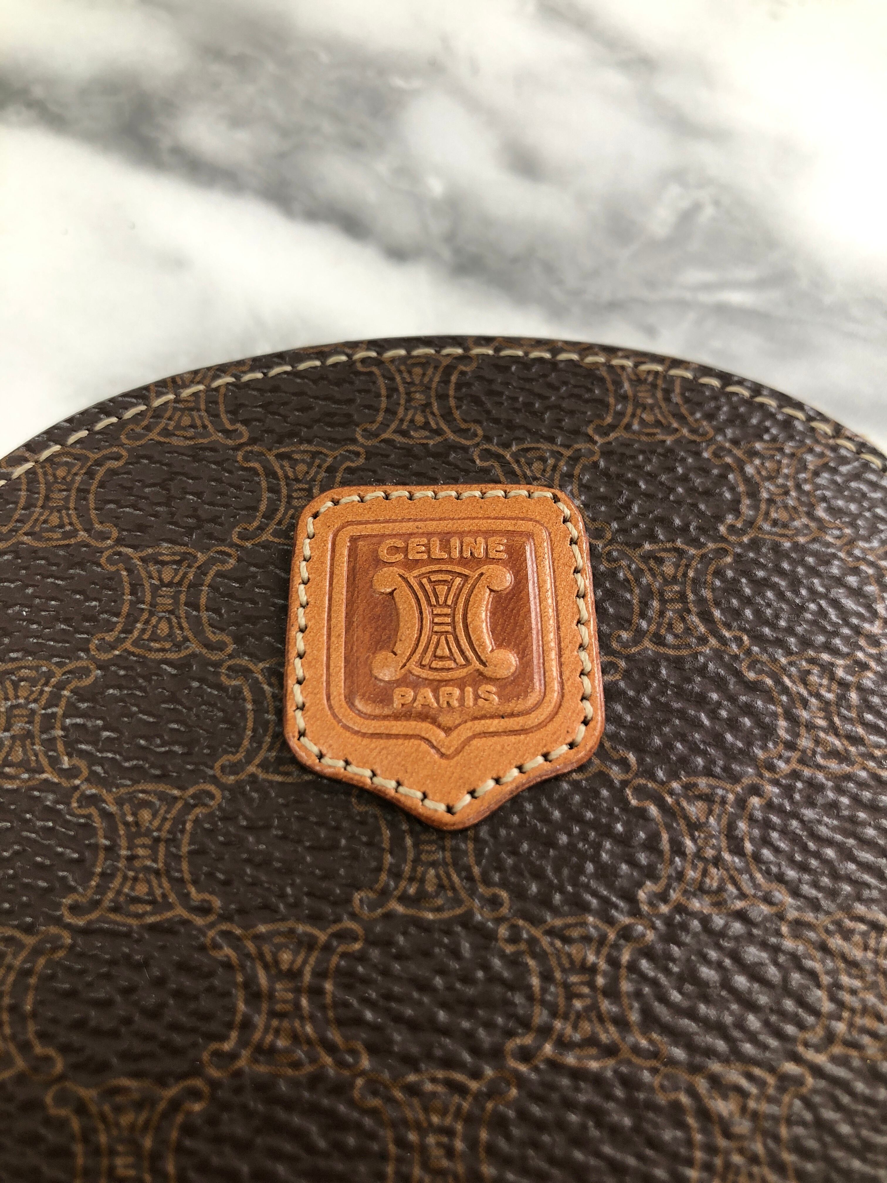 CELINE セリーヌ マカダム ブラゾン レザー コインケース CELINE セリーヌ マカダム ブラゾン レザー コインケース