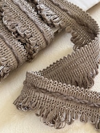 輸入デザインブレード フリンジブレード グレージュ 50cm /カット 最大幅35mm カルトナージュ スツール 装飾材