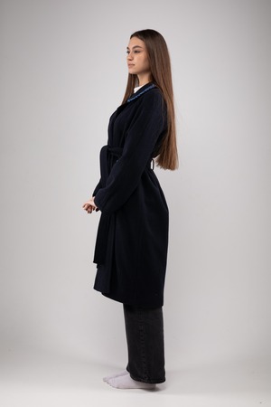 ウクライナ産プレミアムウール100%ロングコート（蒼）平行縫い　シルク手刺繍