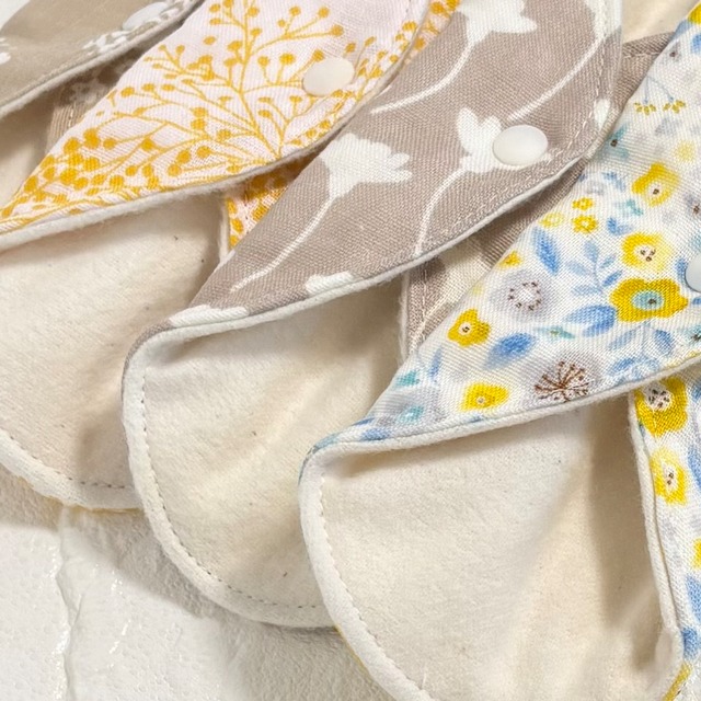 17cm 使い方2通り✩2way 布ナプキン 布ライナー フランネル 無添加･無漂白 防水タイプ 333