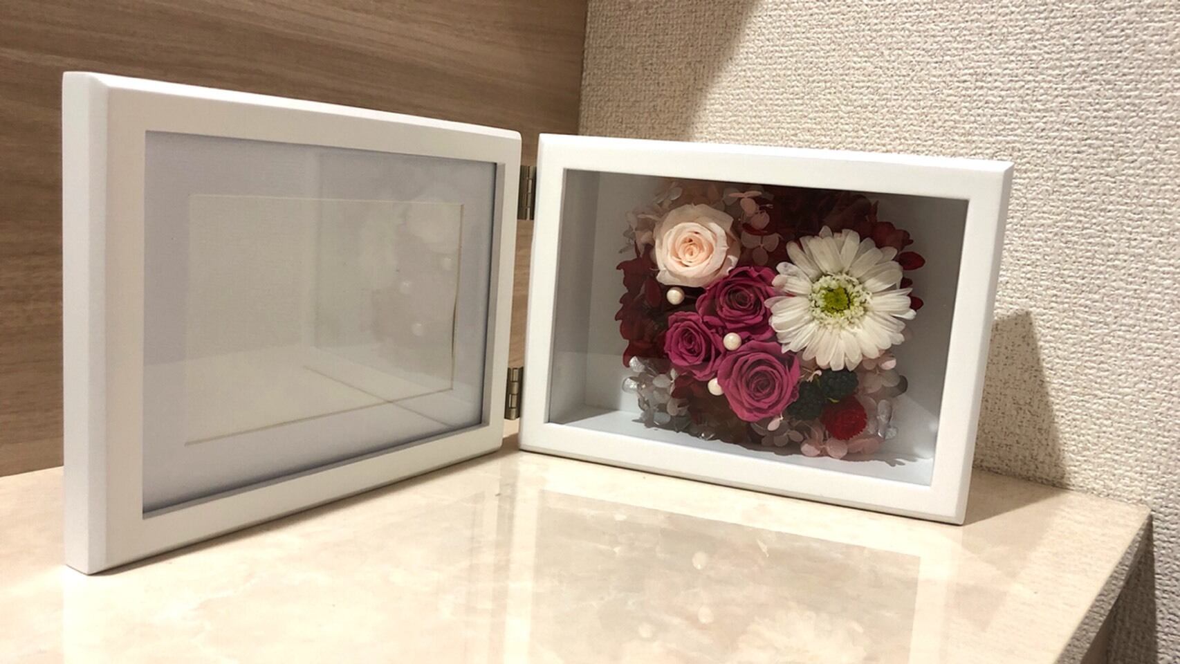 プリザーブドフラワー フォトフレームボックスホワイト 横置きタイプ
