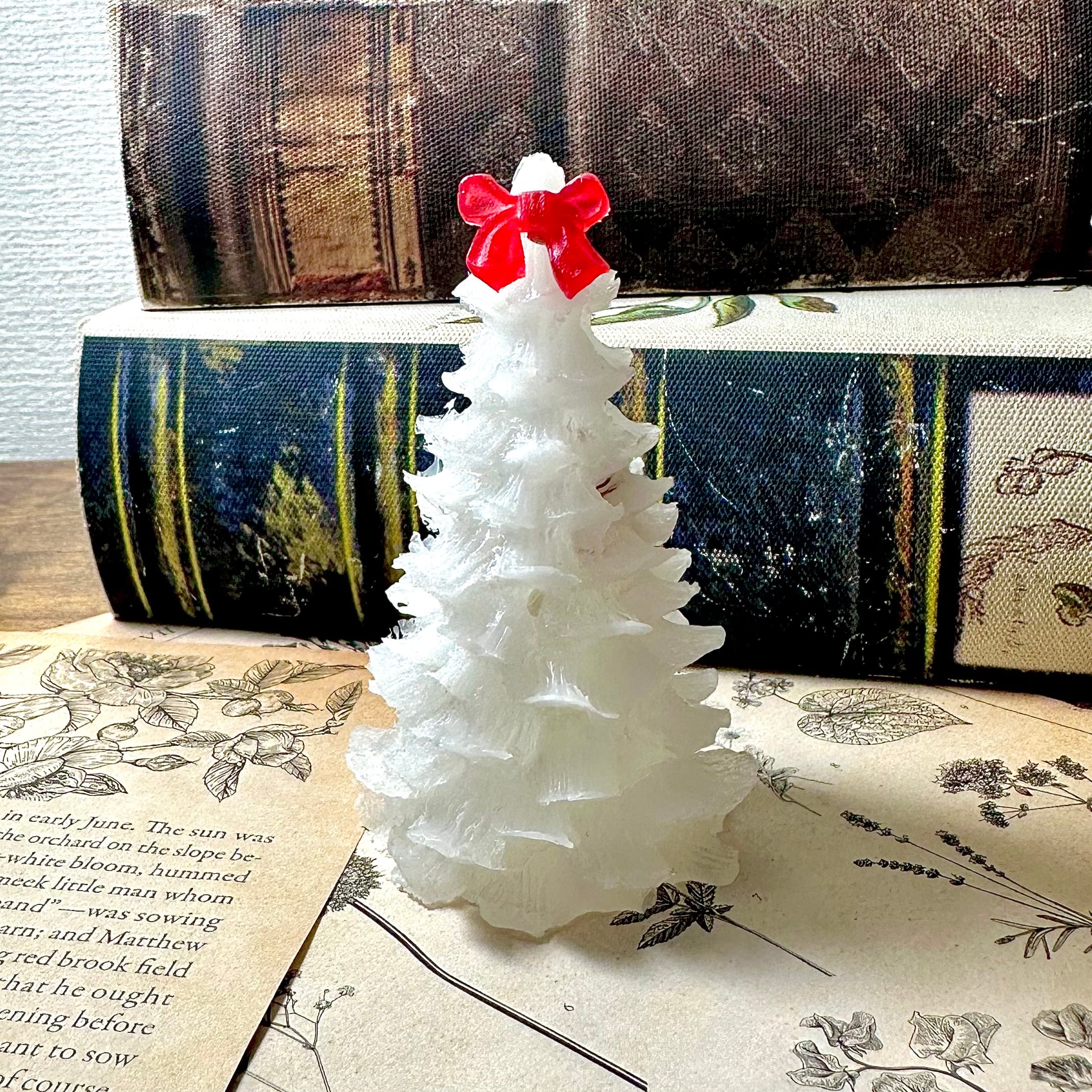 ミニクリスマスツリー》水晶【雪化粧もみの木】一点物オルゴナイト