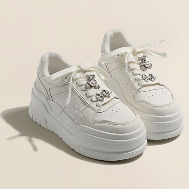 thick sole platform pearl decorated sneakers m0370