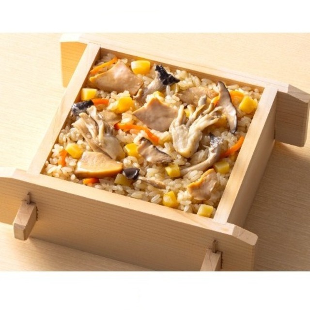 〈たごさく〉国産きのこと栗のおこわ　200g（1人前）【期間限定】