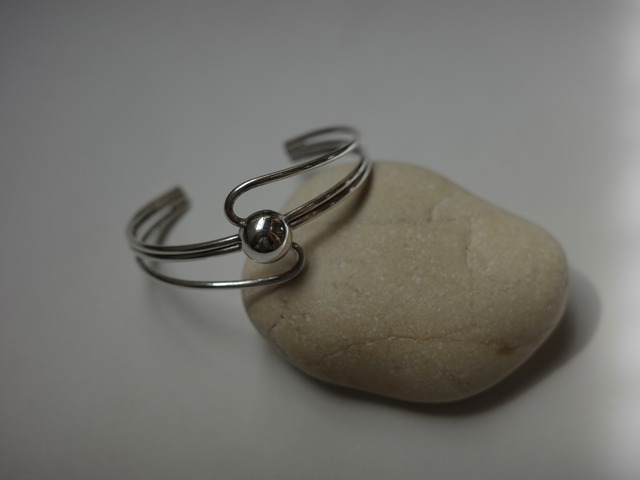 <vintage silver925>wave and bead bangle