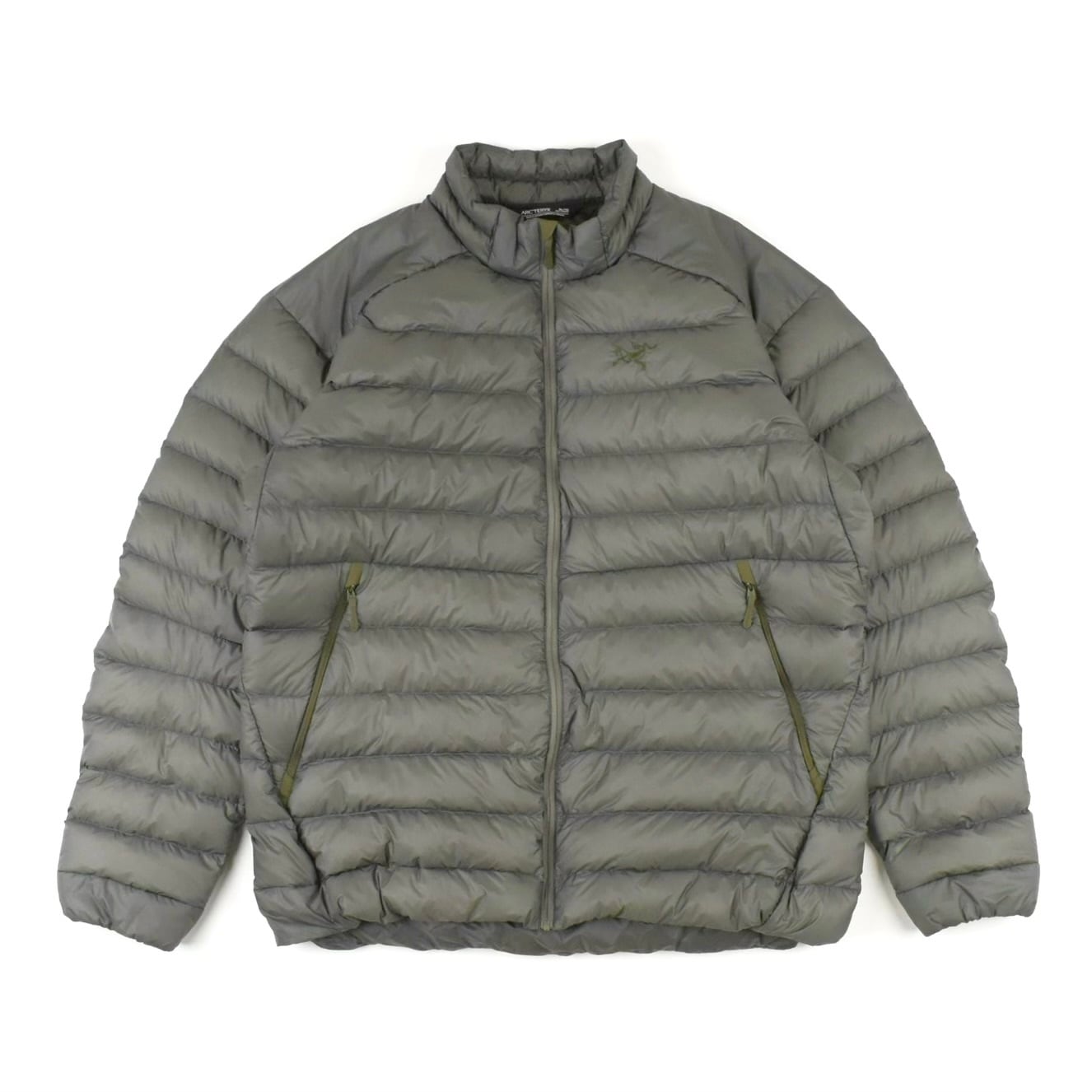 ARC’TERYX TAU LIGHT JACKET ''SMOKE'' M！ ARC'TERYX TAU LIGHT JACKET ''SMOKE'' | PLAIRE