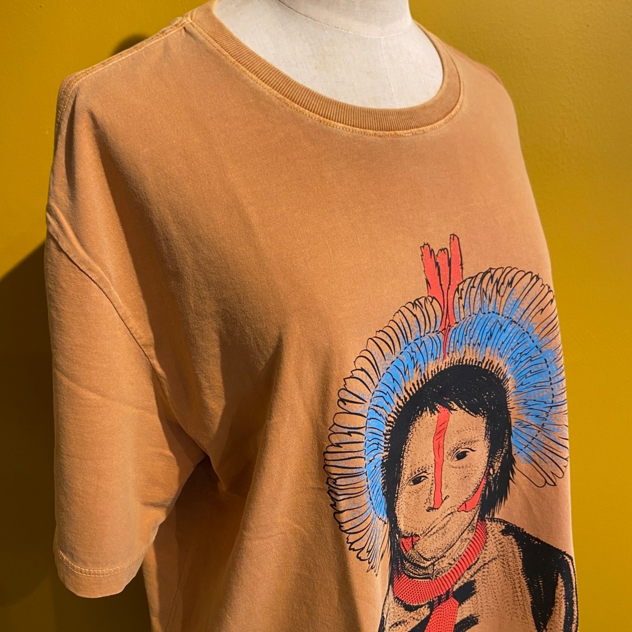 カヤポ族のTシャツ 【Cachique(areia)】