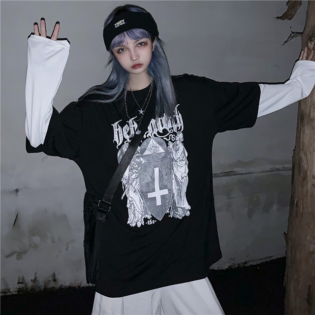 天使と悪魔 Tシャツ フェイクツーピース 逆さ十字 病み可愛い ゴスロリ Darkness 地雷系 原宿女子 ストリート系 韓国系 10代 代 天使と悪魔 サブカル系ファッション Seasonz