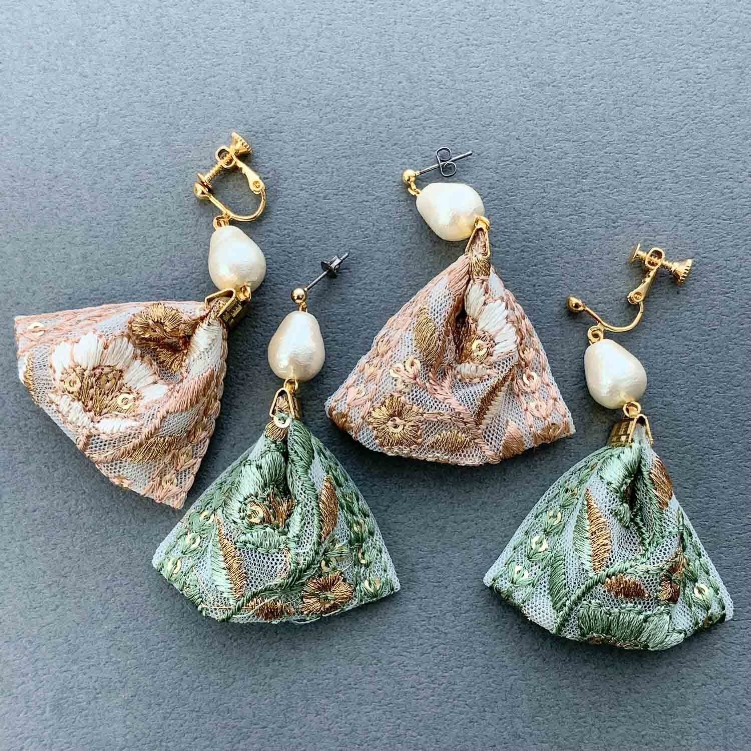 コットンパールとインド刺繍リボンタッセル〈ピアス/イヤリング