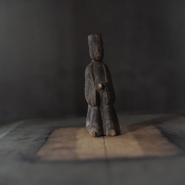 T-11 木彫の人物像　韓国　古道具