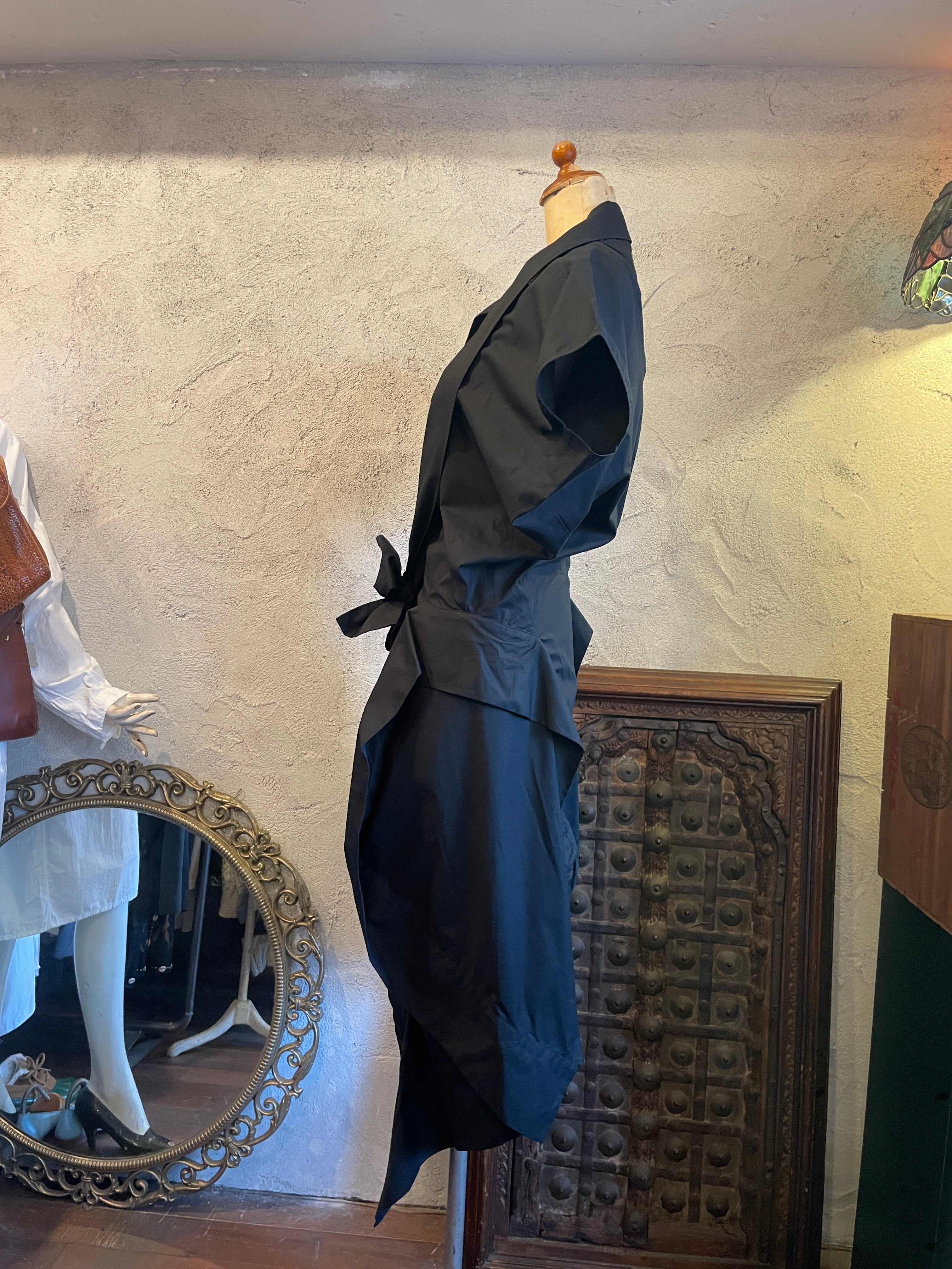 Vivienne Westwood ヴィヴィアンウエストウッド 変形 ブラックドレス