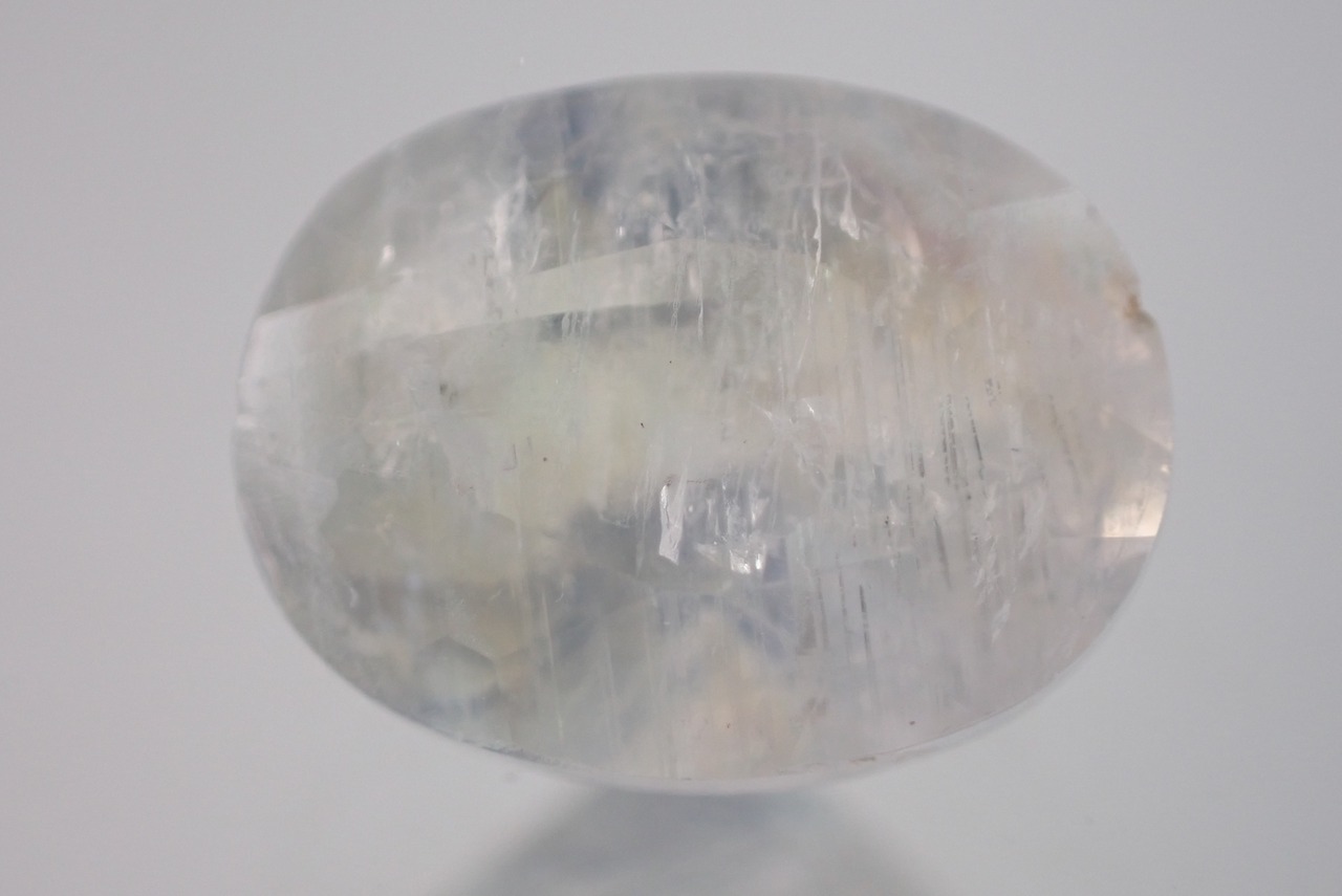 レインボームーンストーン　1.37ct　 [D9-26]