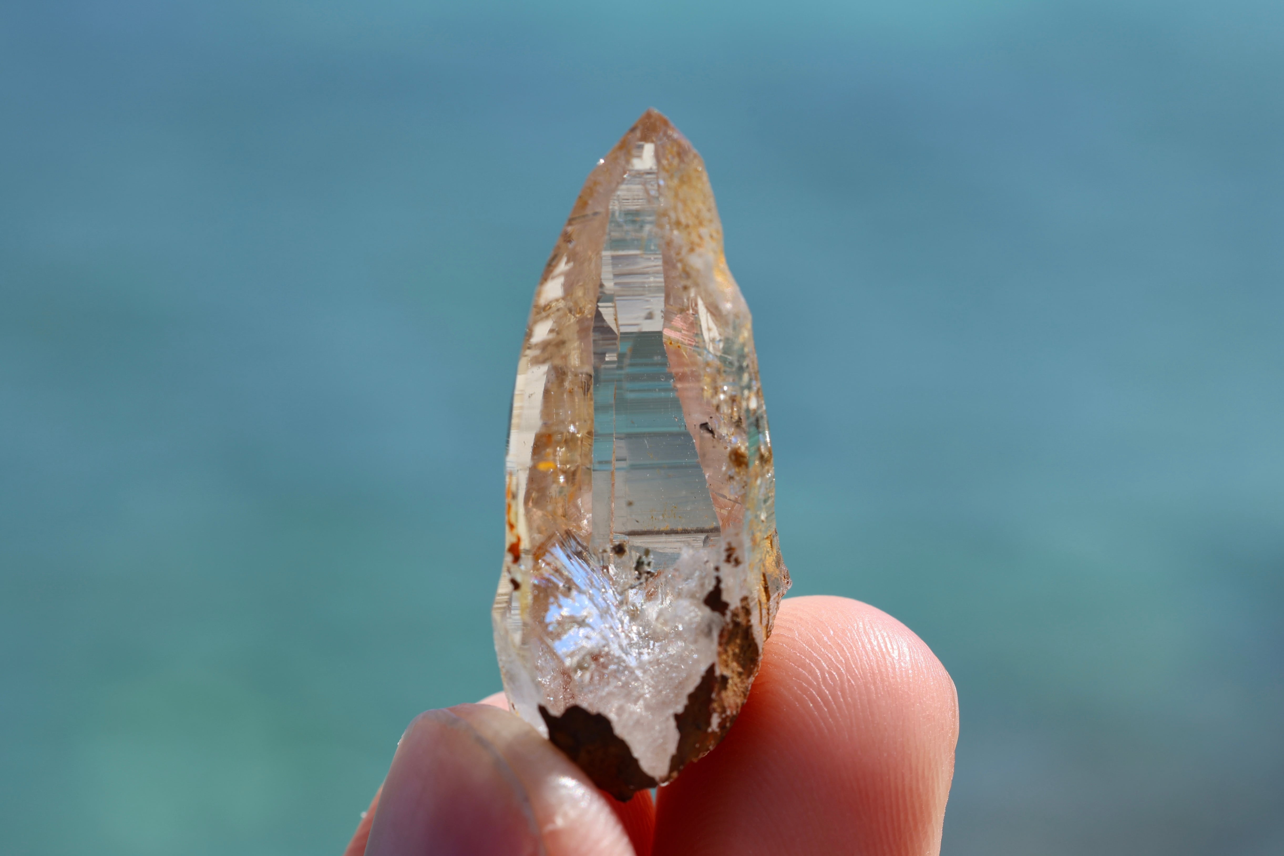 ヒマラヤ水晶 ガネーシュヒマール産 | 石垣島の夜光貝アクセサリーと