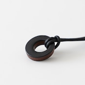 積み革のネックレス Buttero Black