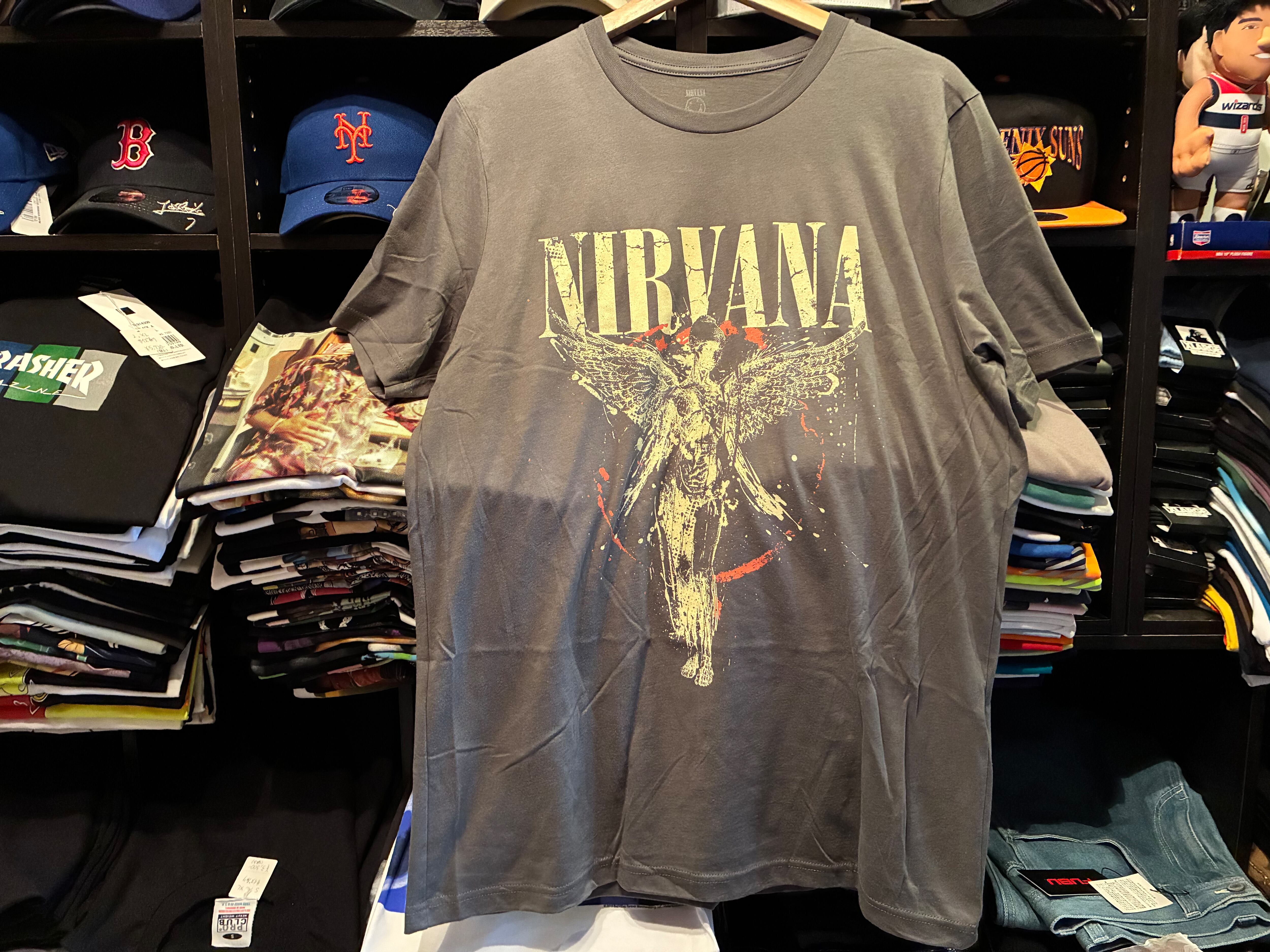 NIRVANA Flower Sniffin, Tシャツ | FANTASTIC