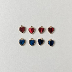 マーブルハートのゴールドフレームチャーム