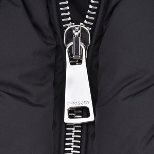 KHRIS JOY PUFF KHRIS CROPPED