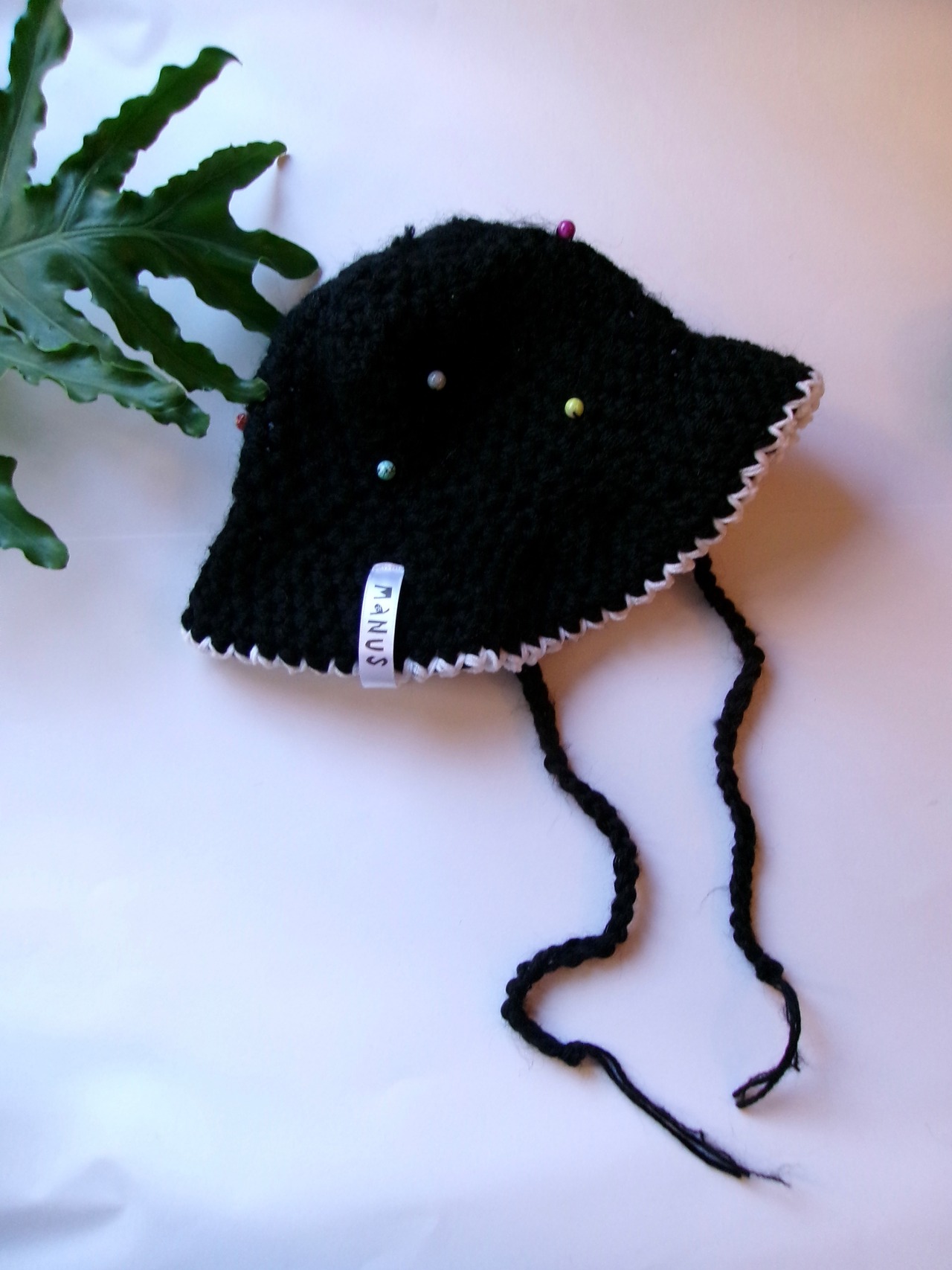 “MANUS” Knit beaded hat