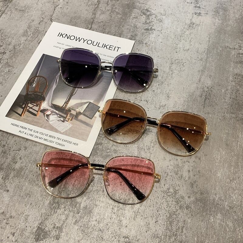 スタンダードスタイルレッド レトロ ブラック・アイド・ピーズ6977119430